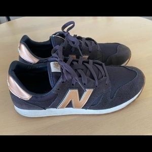 New Balance for J.Crew Navy and Pink 520 Sneakers Size 10.5 VGC